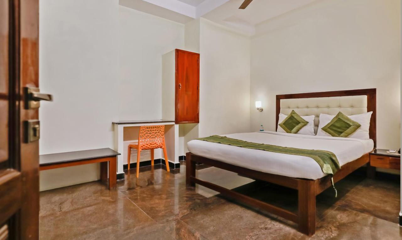 Itsy Hotels Prakasam Residency Pondicherry Exterior foto