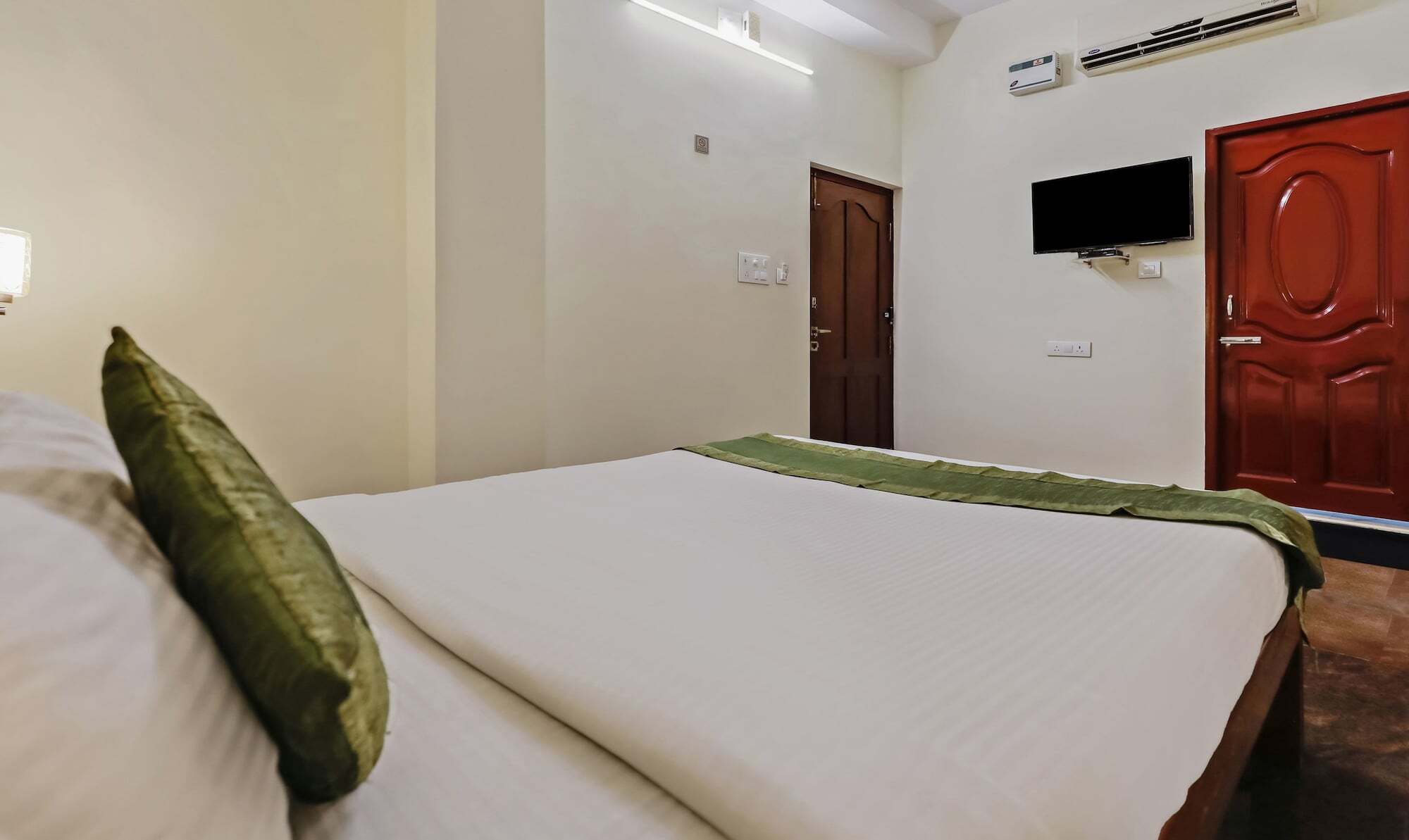 Itsy Hotels Prakasam Residency Pondicherry Exterior foto